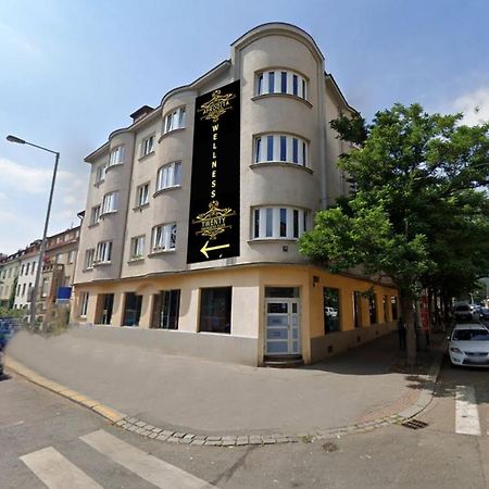 Afrodita Wellness Apartman Прага Екстериор снимка