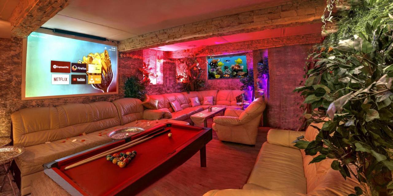 Afrodita Wellness Apartman Прага Екстериор снимка